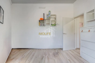 Moradia T4 para Venda em Moita