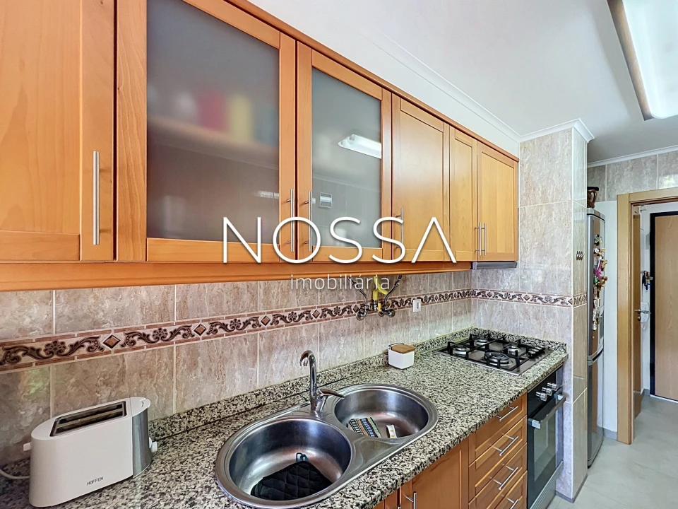Apartamento T3 para Venda em São Domingos de Benfica Foto 9