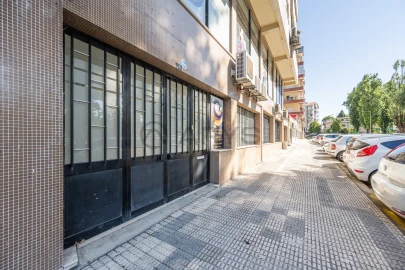 Loja para Venda em Braga (São José de São Lázaro e São João do Souto)