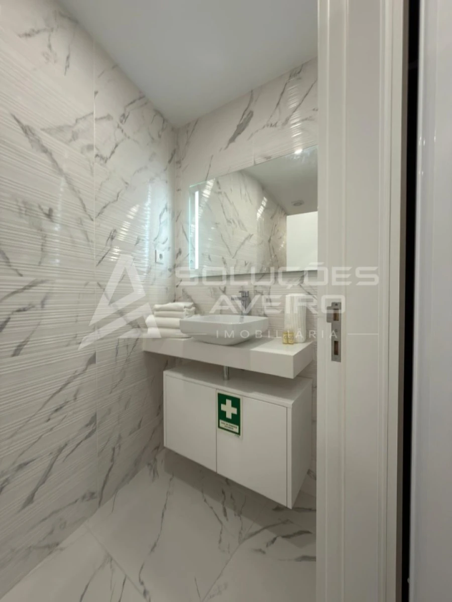 Apartamento T1 para Venda em Glória e Vera Cruz Foto 11
