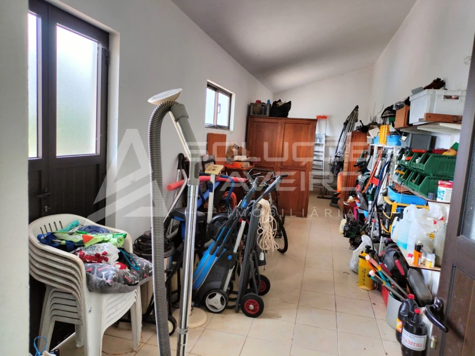 Moradia T4 para Venda em Aguada de Cima Foto 27