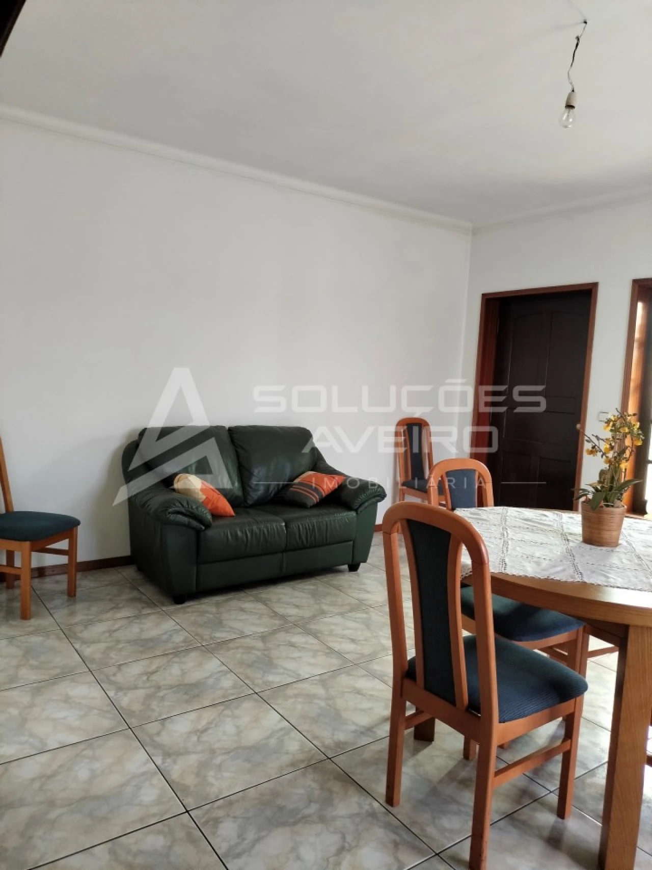 Moradia T4 para Venda em Aguada de Cima Foto 65