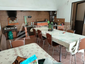 Moradia T4 para Venda em Aguada de Cima