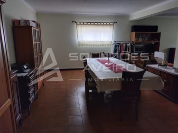 Moradia T4 para Venda em Aguada de Cima
