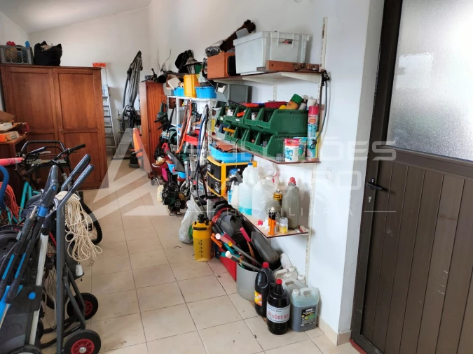 Moradia T4 para Venda em Aguada de Cima Foto 26