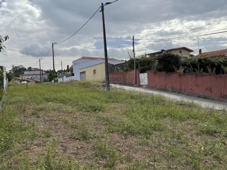 Terreno para Venda em Mafamude e Vilar do Paraíso Foto 4