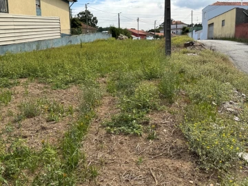 Terreno para Venda em Mafamude e Vilar do Paraíso