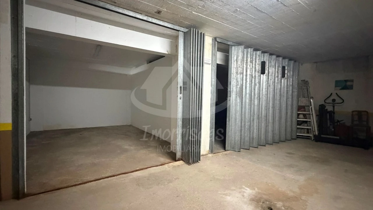 Garagem para Venda em Alverca do Ribatejo e Sobralinho Foto 3