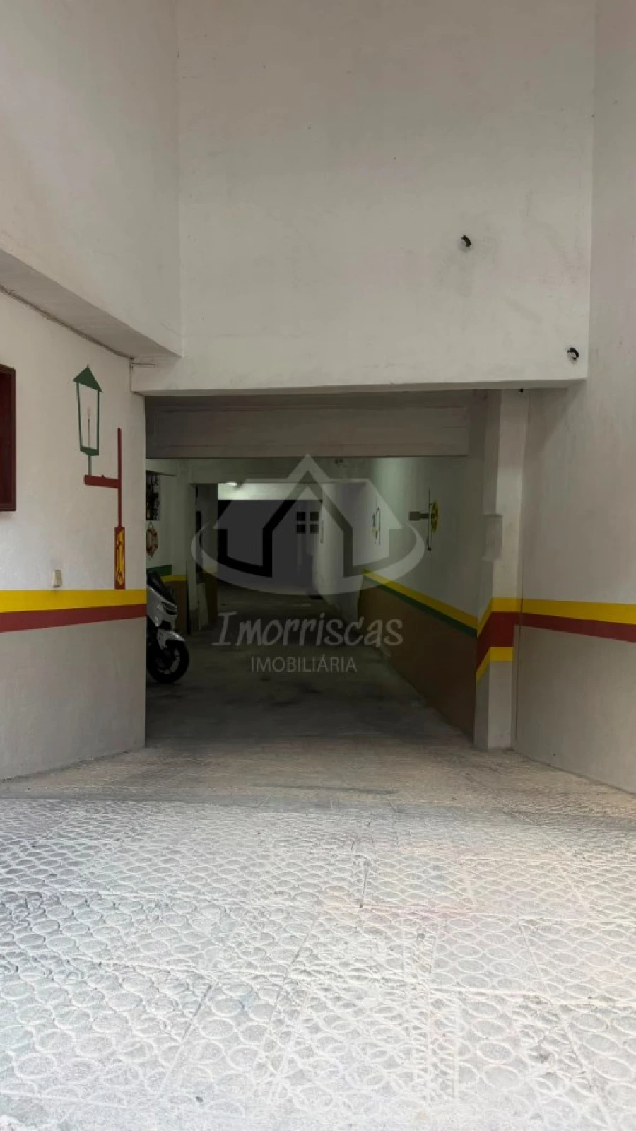 Garagem para Venda em Alverca do Ribatejo e Sobralinho Foto 2