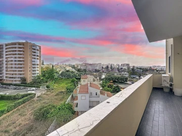 Apartamento T3 para Venda em Portimão