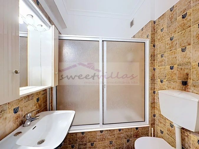 Apartamento T3 para Venda em Portimão Foto 33