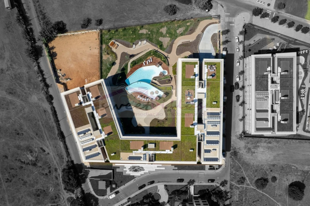 Apartamento T2 para Venda em Quarteira Foto 10