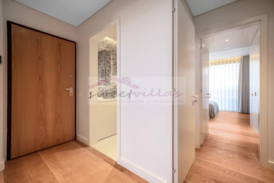 Apartamento T2 para Venda em Quarteira Foto 15