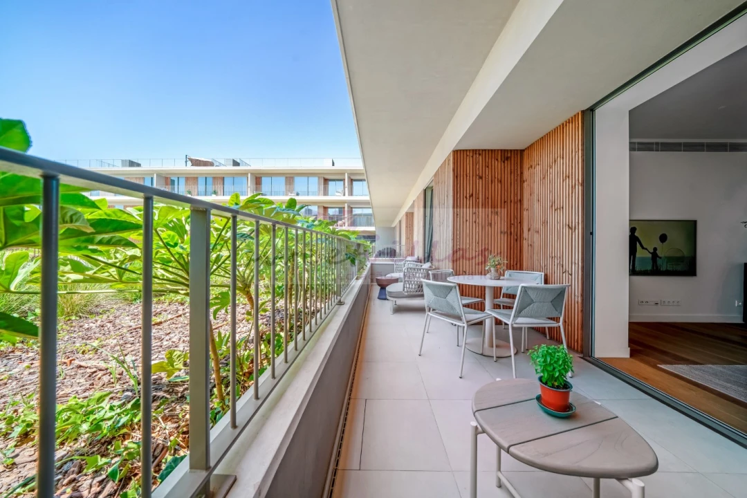 Apartamento T2 para Venda em Quarteira Foto 21