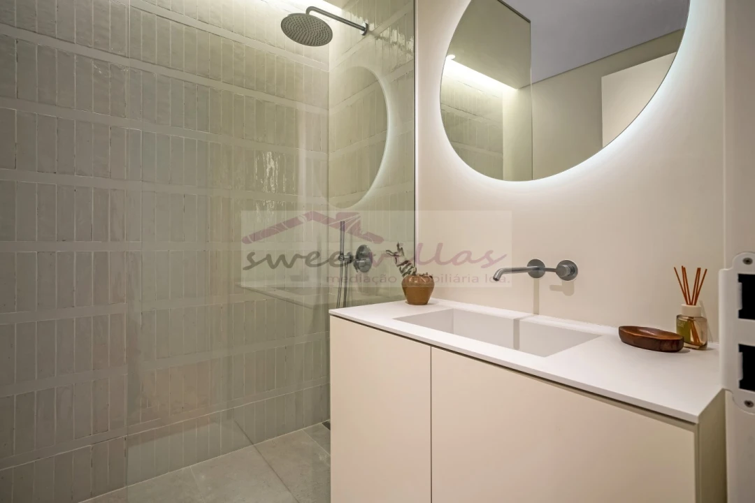 Apartamento T2 para Venda em Quarteira Foto 33