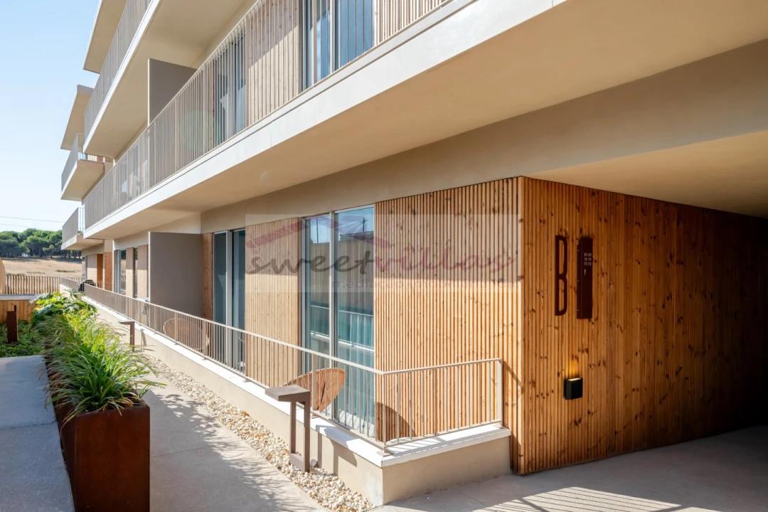 Apartamento T2 para Venda em Quarteira Foto 40