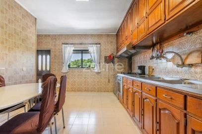 Moradia T5 para Venda em Pedroso e Seixezelo