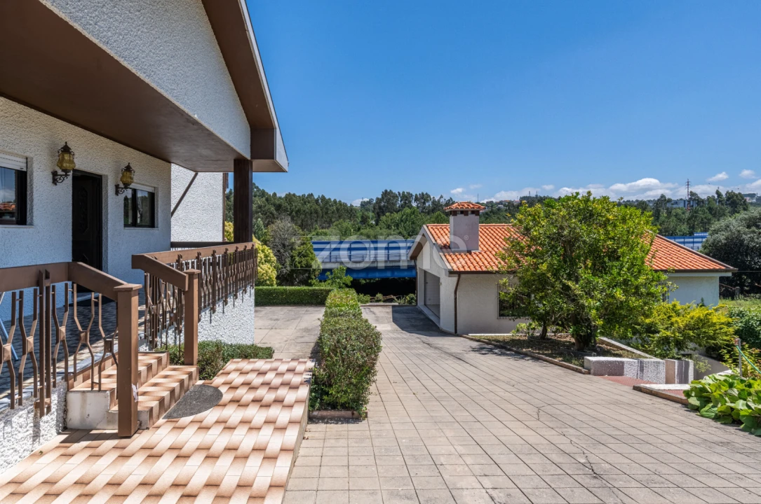 Moradia T5 para Venda em Pedroso e Seixezelo Foto 60