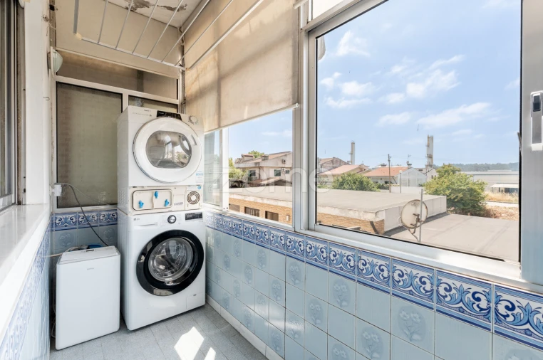 Apartamento T2 para Venda em Folgosa Foto 29