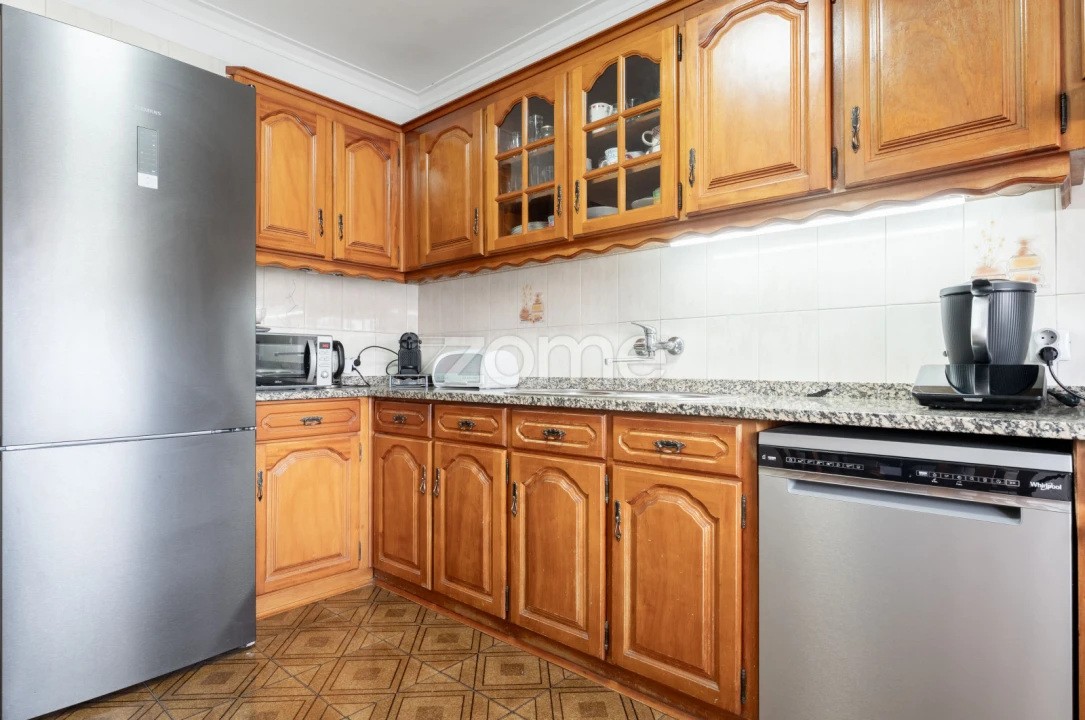 Apartamento T2 para Venda em Folgosa Foto 23