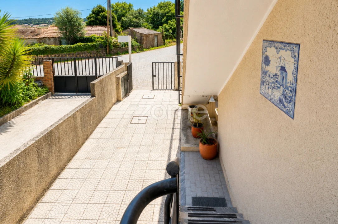 Apartamento T2 para Venda em Folgosa Foto 6