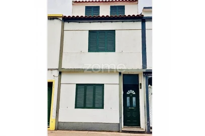 Moradia T4 para Venda em Rosto do Cão (São Roque)