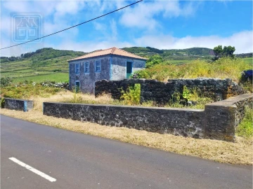 Moradia T2 para Venda em Velas (São Jorge)