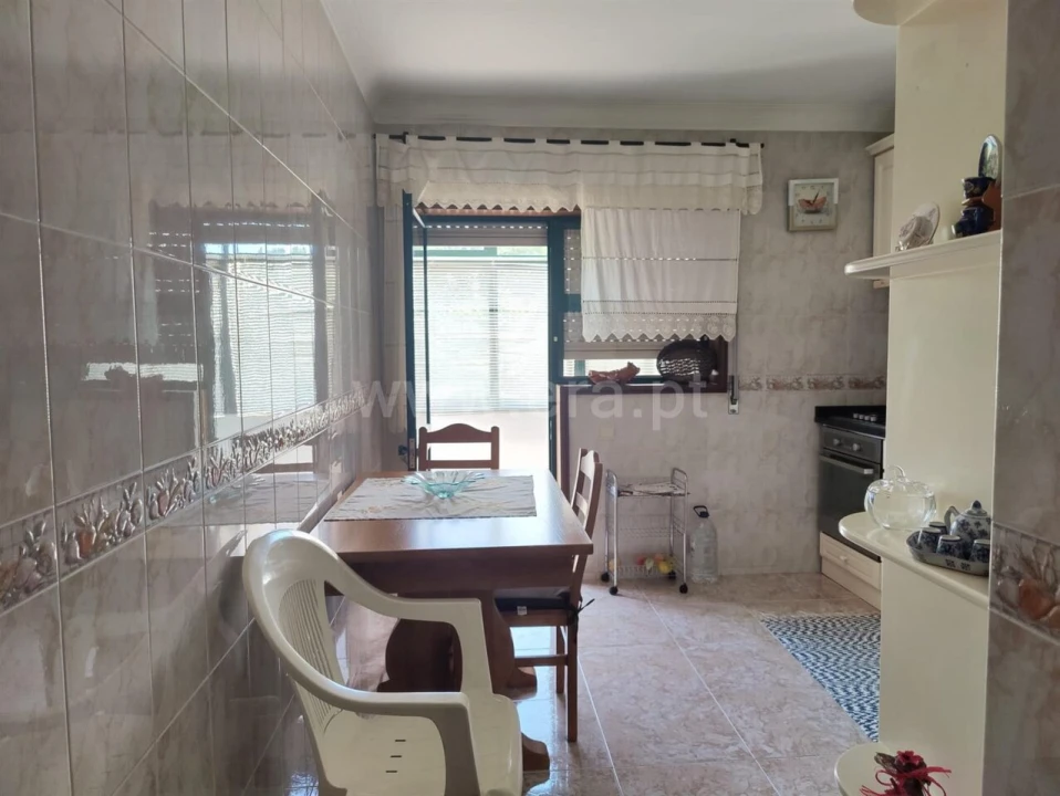 Moradia T3 para Venda em Vilar de Andorinho Foto 4