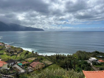 Moradia T4 para Venda em Ponta Delgada