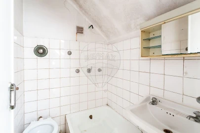 Apartamento T1 para Venda em Campolide