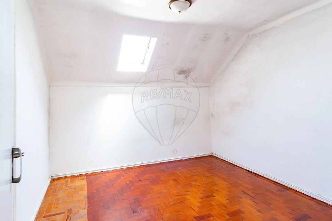Apartamento T1 para Venda em Campolide Foto 39
