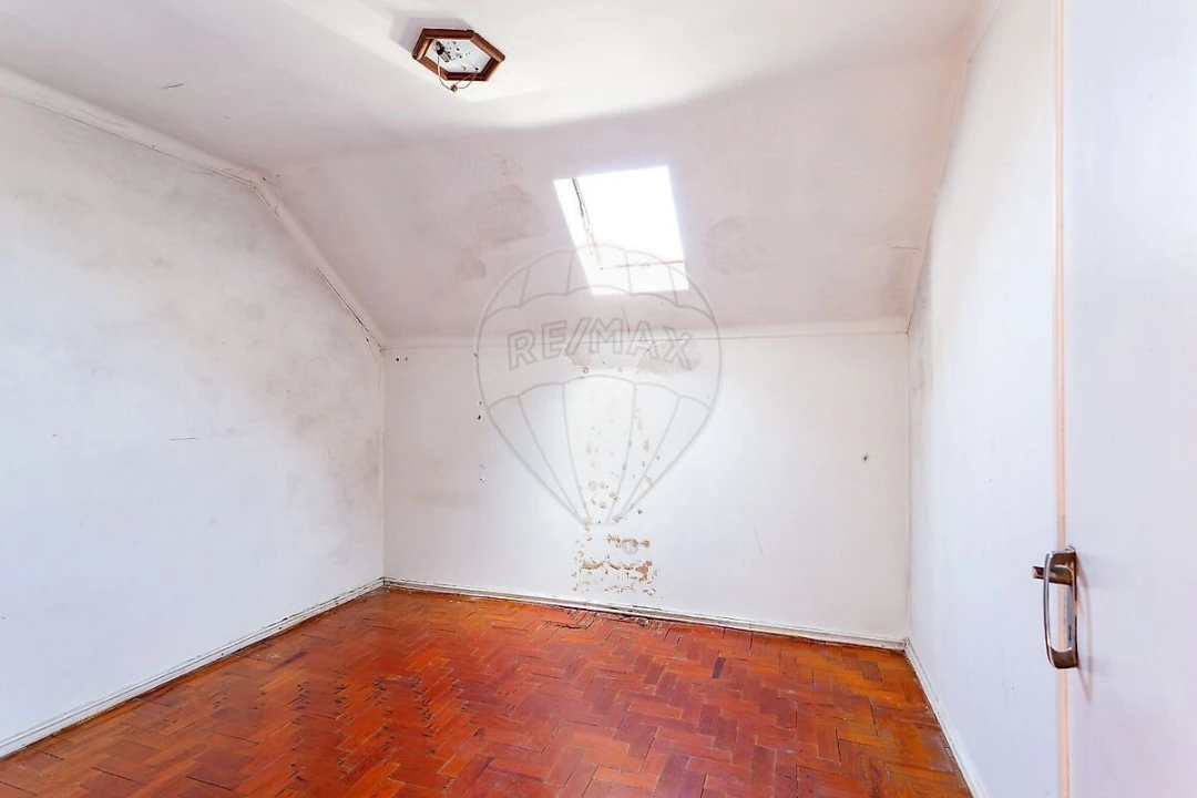 Apartamento T1 para Venda em Campolide Foto 31