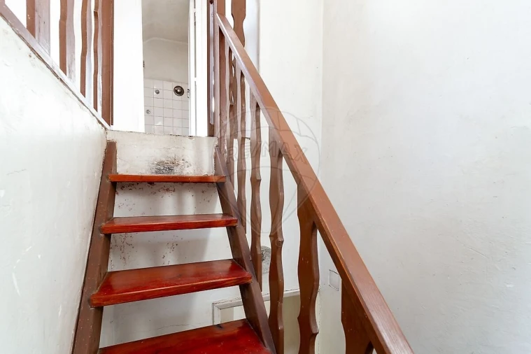 Apartamento T1 para Venda em Campolide Foto 26