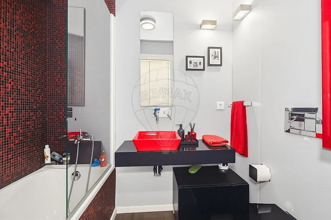 Apartamento T4 para Venda em Carcavelos e Parede Foto 12