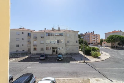 Apartamento T4 para Venda em Carcavelos e Parede