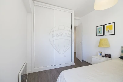Apartamento T4 para Venda em Carcavelos e Parede