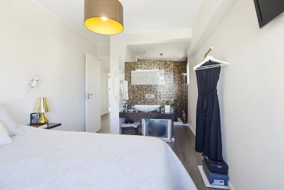 Apartamento T4 para Venda em Carcavelos e Parede