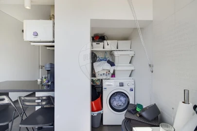 Apartamento T4 para Venda em Carcavelos e Parede