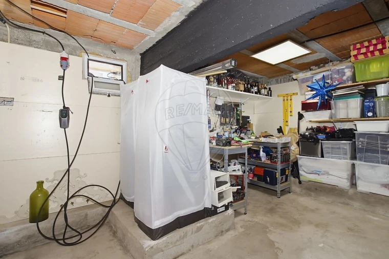 Apartamento T4 para Venda em Carcavelos e Parede Foto 26