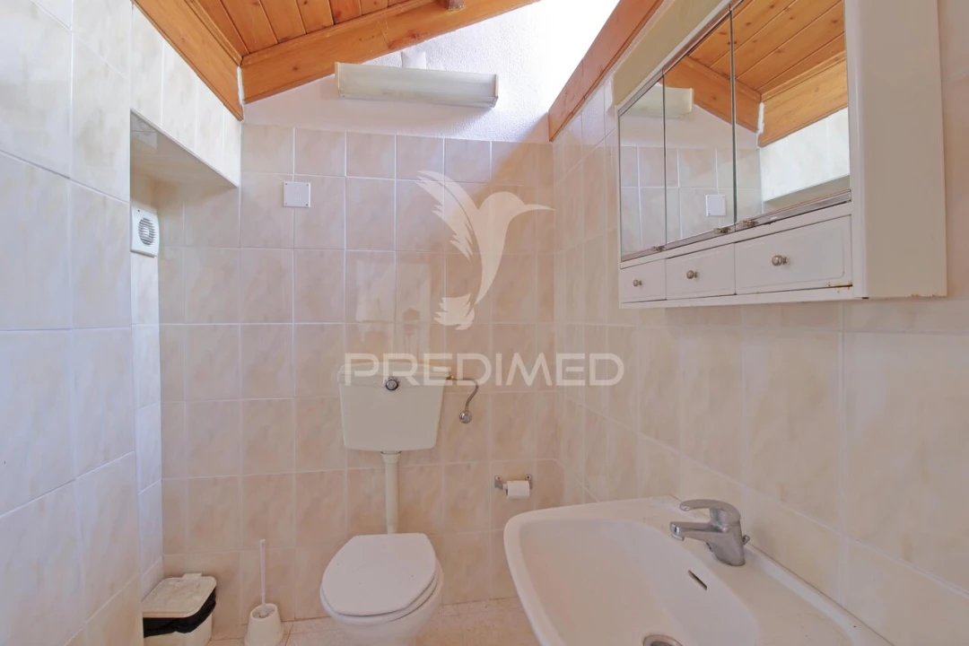 Moradia T6 para Venda em Praia da Vitoria (Santa Cruz) Foto 34