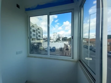 Apartamento T4 para Venda em Laranjeiro e Feijó