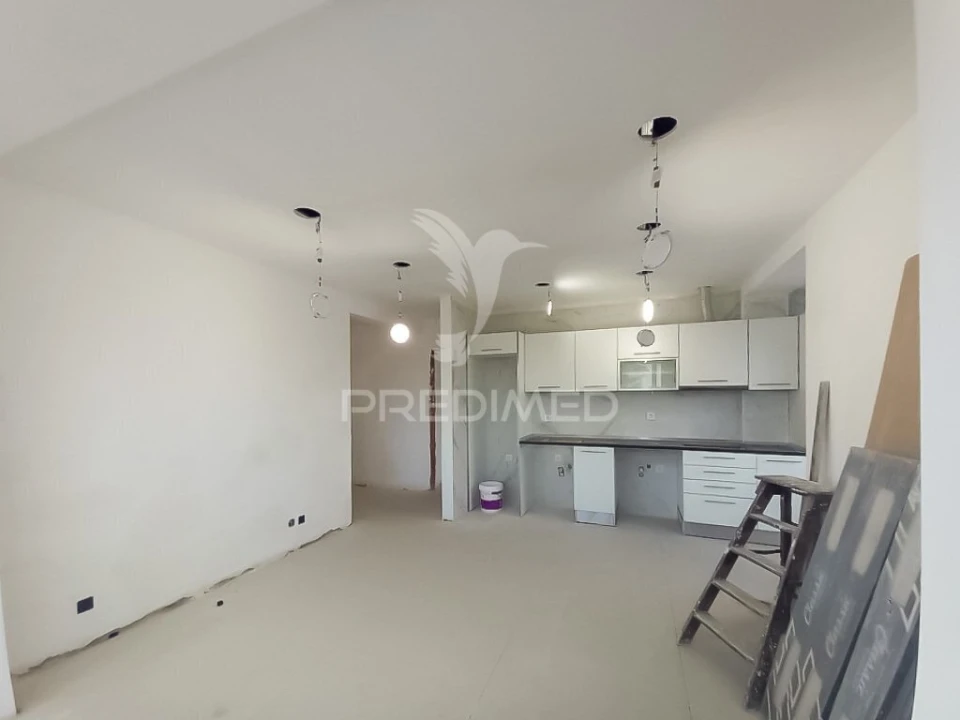 Apartamento T4 para Venda em Laranjeiro e Feijó Foto 20