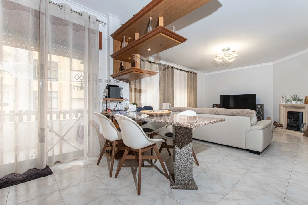 Apartamento T3 para Venda em Alverca do Ribatejo e Sobralinho Foto 23