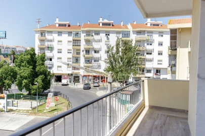 Apartamento T3 para Venda em Santa Iria de Azoia, São João da Talha e Bobadela