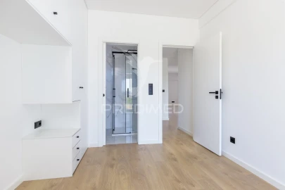 Apartamento T3 para Venda em Santa Iria de Azoia, São João da Talha e Bobadela