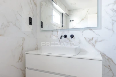 Apartamento T3 para Venda em Santa Iria de Azoia, São João da Talha e Bobadela