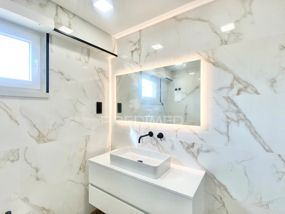 Apartamento T3 para Venda em Santa Iria de Azoia, São João da Talha e Bobadela Foto 31
