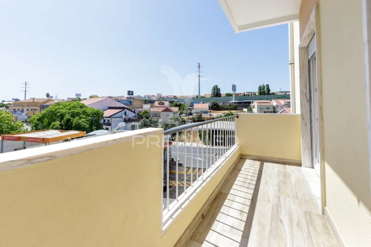 Apartamento T3 para Venda em Santa Iria de Azoia, São João da Talha e Bobadela Foto 18