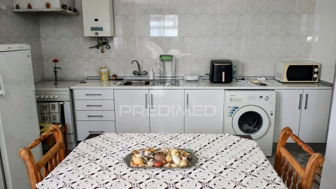 Moradia T3 para Venda em Estômbar e Parchal