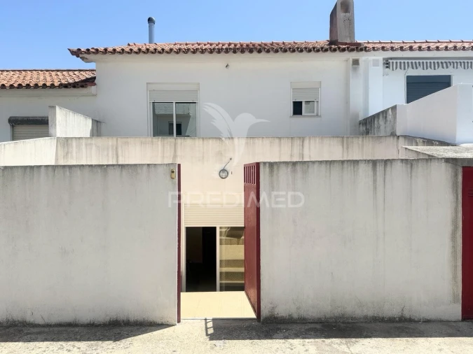 Moradia T2 para Venda em União das Freguesias de Setúbal Foto 2